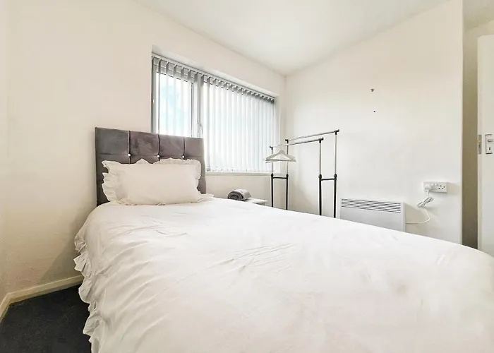 Rusholme Apartment - Sleeps 4